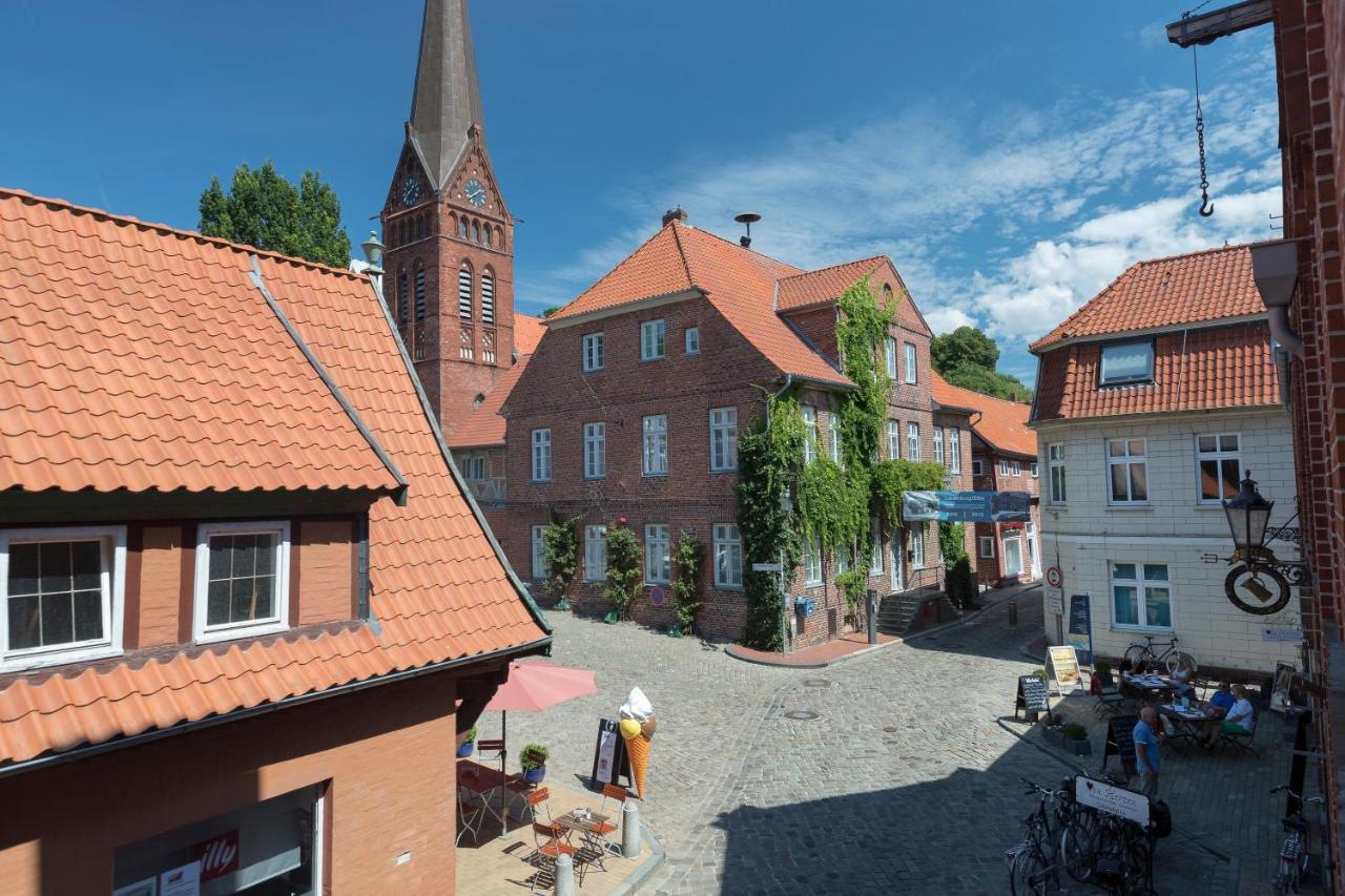 Hotel Gaestehaus Von Herzen Lauenburgo/Elbe Exterior foto